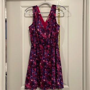 Flirty Sleeveless Dress w/Front & Back V | Size 8